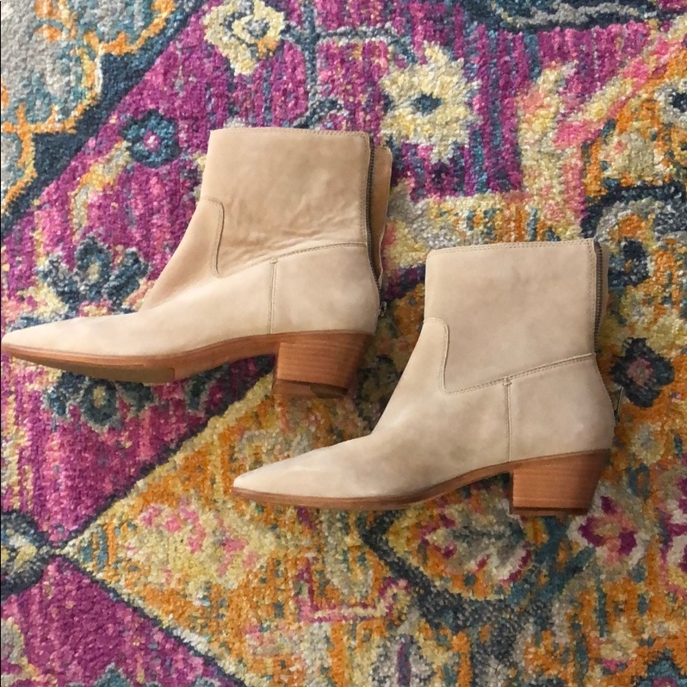 Frye Women's Ellen Short Western Boot 9.5 taupe